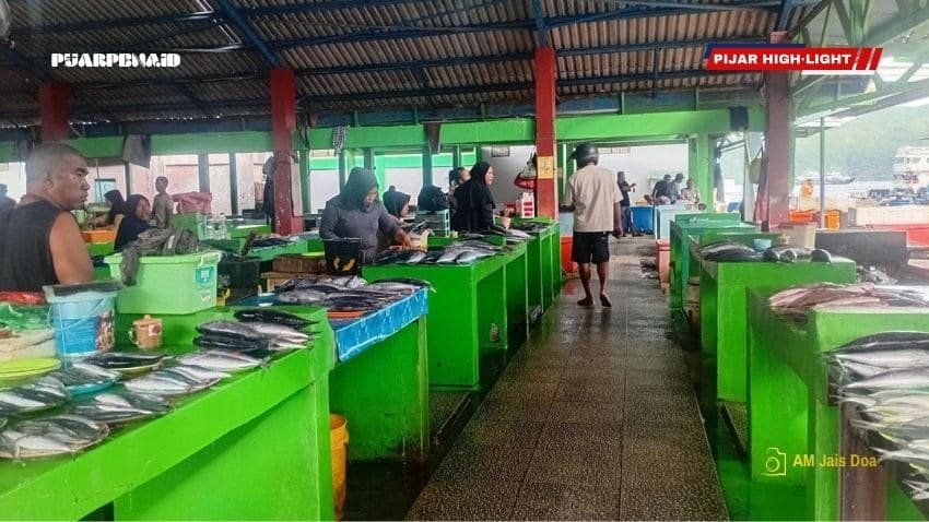 pasar bastiong ternate